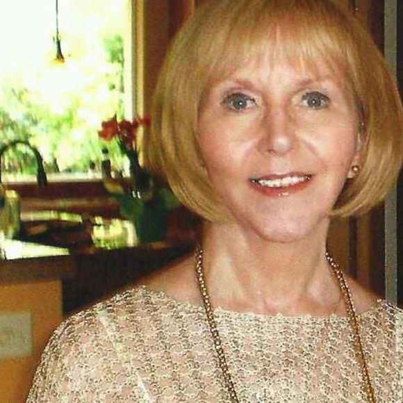 Meet your Posher, Carol - Picture 4 of 6