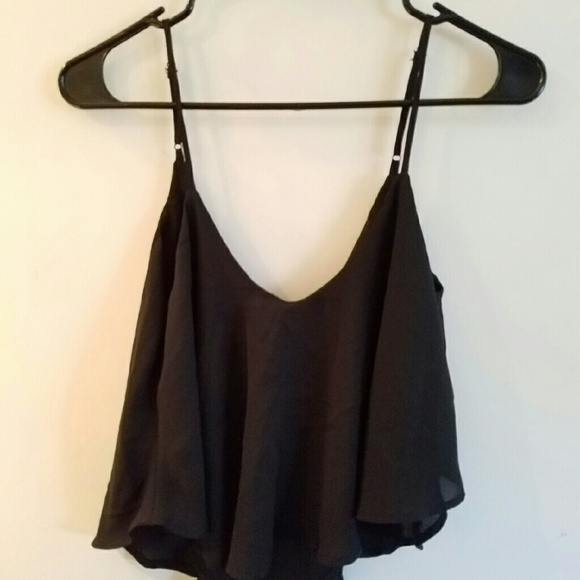 black flowy crop top