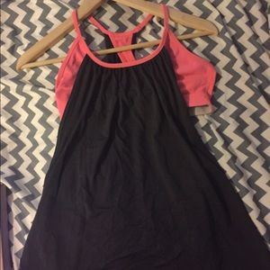 Lululemon top with built in bra