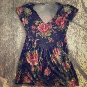 Pretty short sleeve top