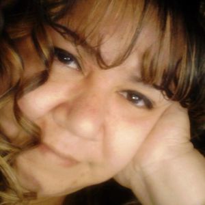 Meet your Posher, Myra