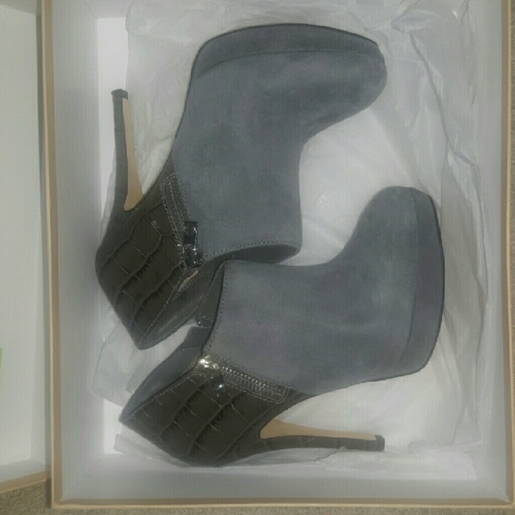 Shoes - Picture 1 of 1