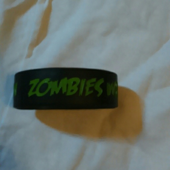 Black rubber bracelet