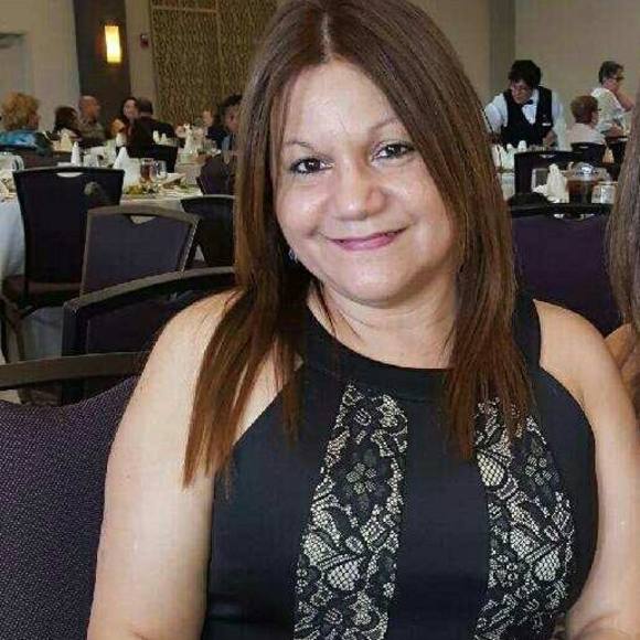 Meet your Posher, Ines - Picture 1 of 1