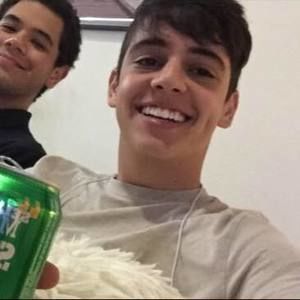 Meet your Posher, João