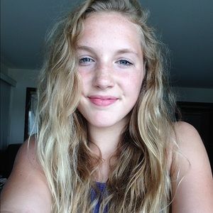 Meet your Posher, Michaela