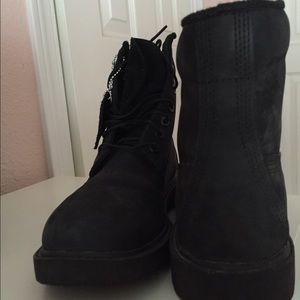 BLACK TIMS