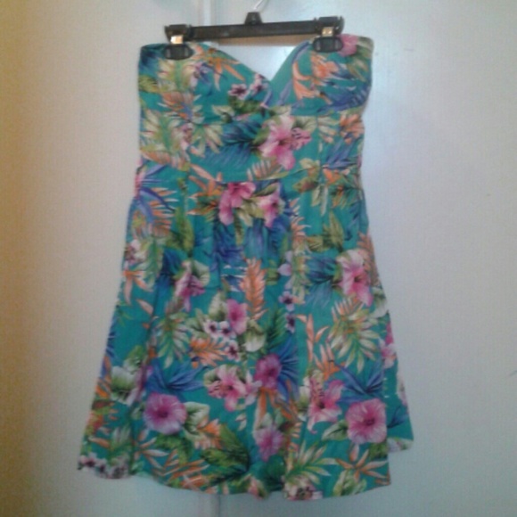 Joyce Leslie Dresses & Skirts - SUMMER DRESS