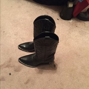 Black Cowboy boots 9.5