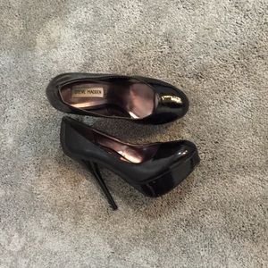 Steve Madden Patent Hidden Platform Heels