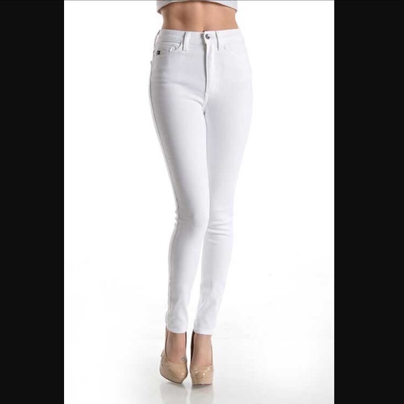 Skinny white jeans