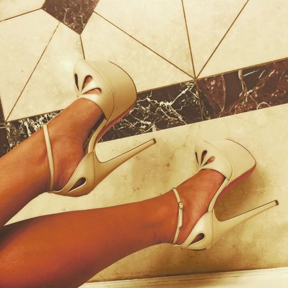 Louboutin Nude Mayada T-Strap Platform Pump