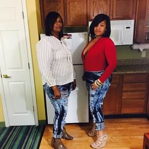 Meet your Posher, Monique