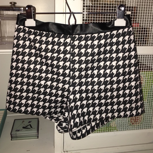 Never worn tags off - Picture 1 of 4