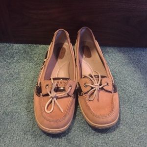 Leopard Sperry's