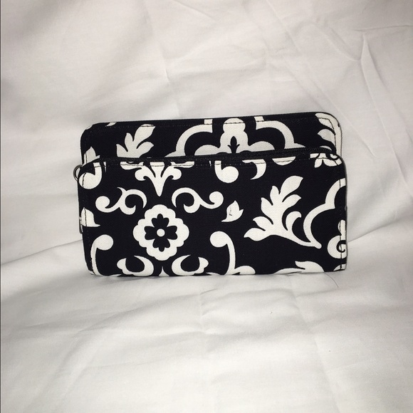 Thirty-One Perfect Cents Wallet - Picture 1 of 1