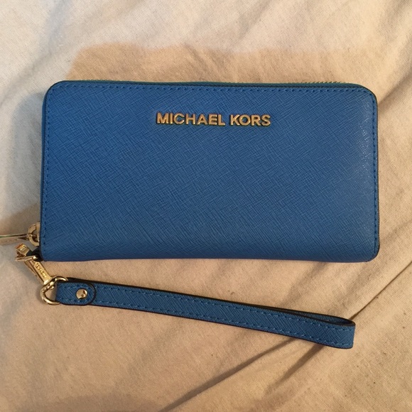 Michael kors wallet