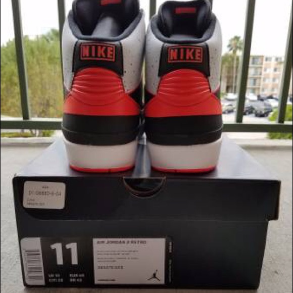 Air Jordan 2's - Picture 4 of 4