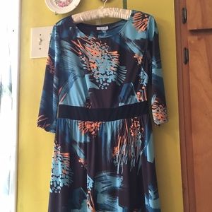 Knee-length stretchy fit-and-flare knit dress