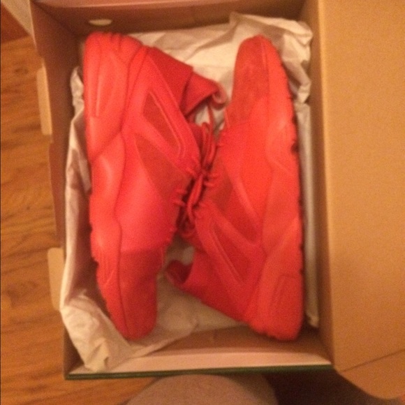 Puma Sneakers