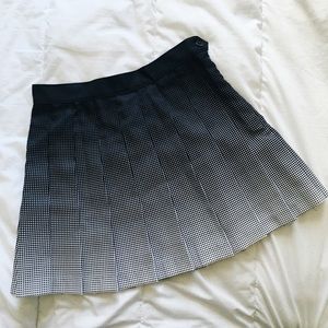 American Apparel black & white tennis skirt