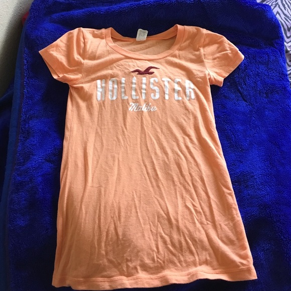 Hollister shirt