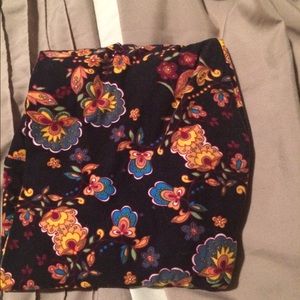 Lularoe leggings!  Never worn so EUC
