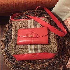 Leather Coach Purse and wallet. Authentic.