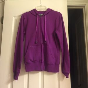 Earphone jacket purple