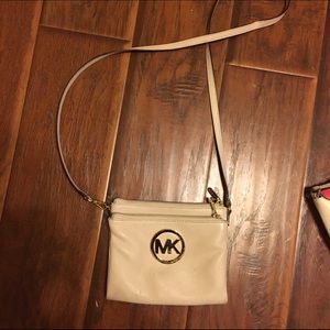 Michael Kors cream purse