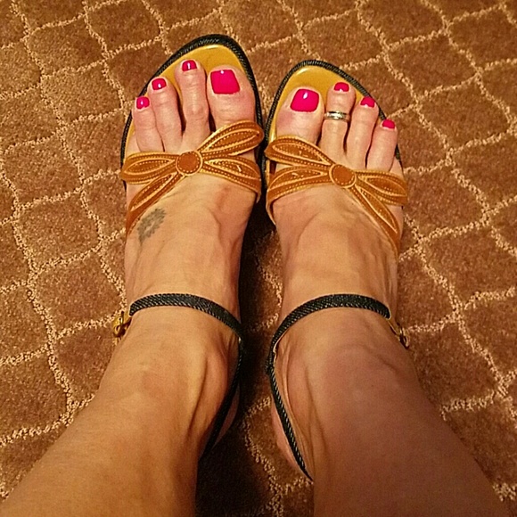 Dolce & Gabbana Shoes - ❤👡MAKE  OFFERS👡❤DOLCE &GABBANA WEDGES
