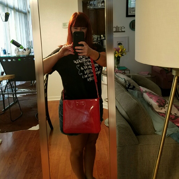 HP 9/16 -KATE SPADE- POPPY/ CORAL CRSBDY-NWT - Picture 3 of 4