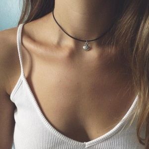 Mermaid Shell Choker