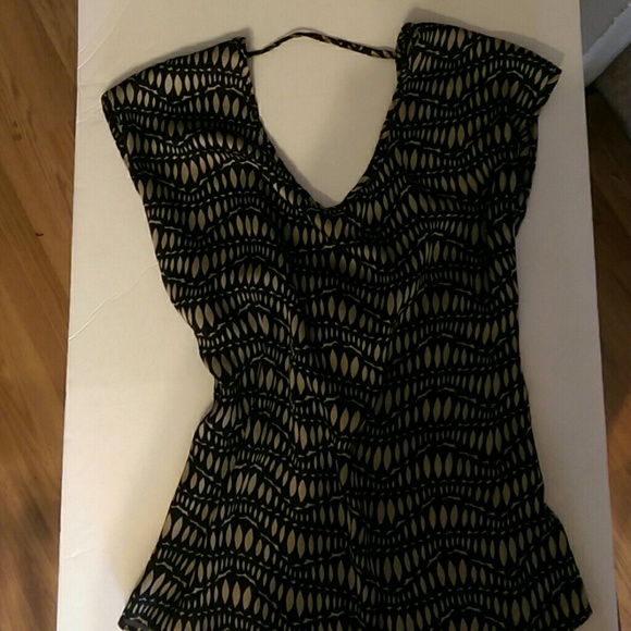 Short sleeve blouse