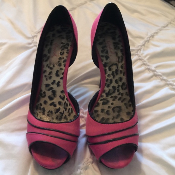 Pink heels