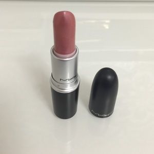 💯% AUTH MAC DREAM GLAZE