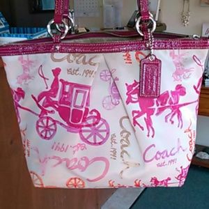 Bundle coach carriage tote & xbody