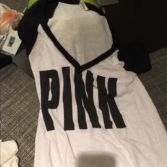 Victoria's Secret v neck