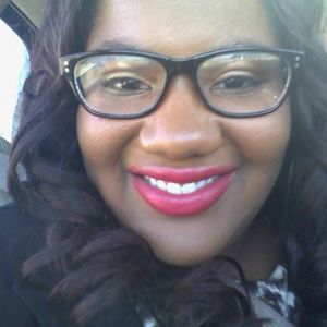 Meet your Posher, Jalaquette