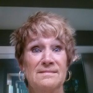 Meet your Posher, Lynda