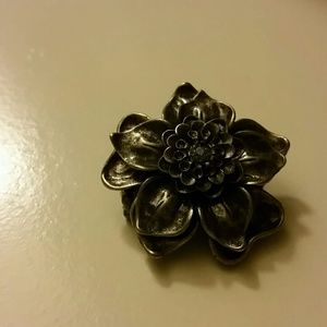 Silver flower statement ring