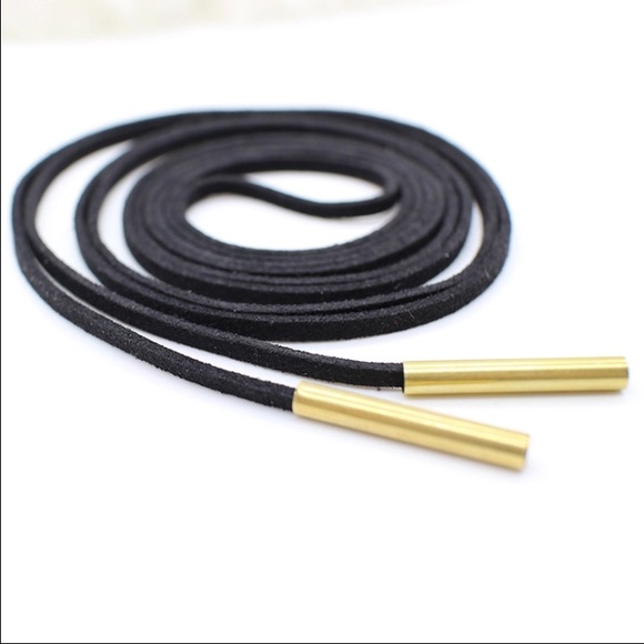 • Trend Wrap Choker • - Picture 2 of 4