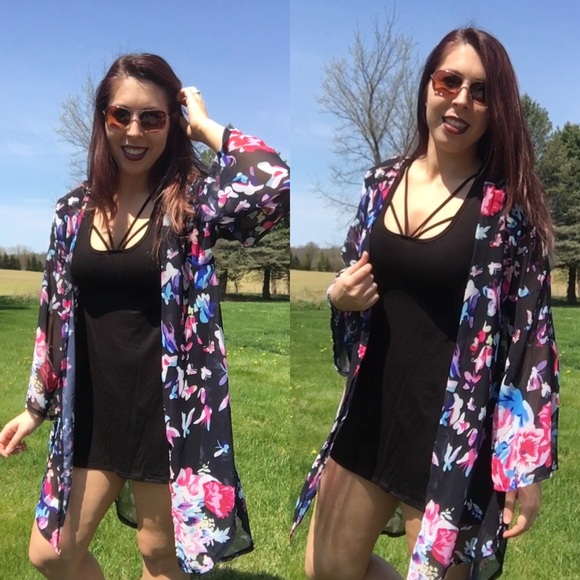 SOLD OUT || Black front caged dress - Picture 2 of 4