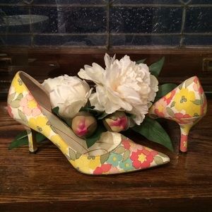 Anne Klein Floral Heels Size 8