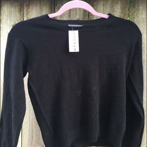 🆕Brandy Melville Sweater🆕