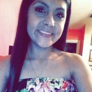 Meet your Posher, Leslie