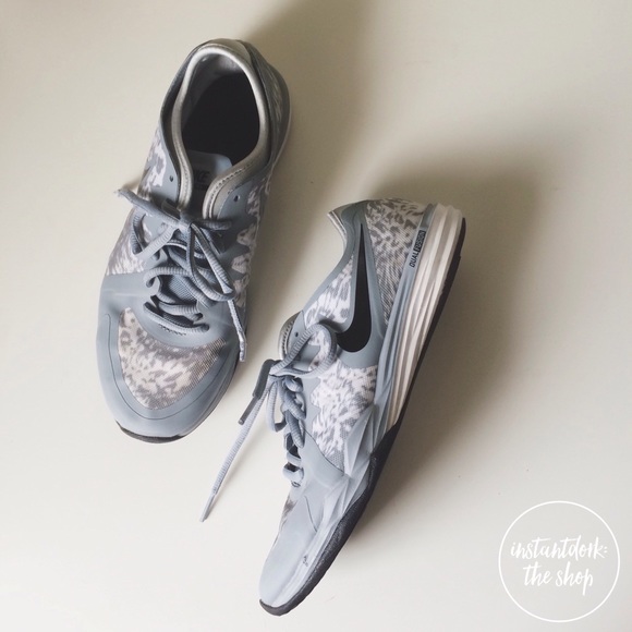 Nike Shoes - NIKE grey+print sneakers