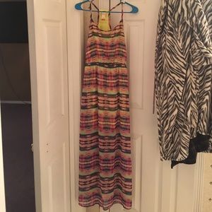 No boundaries maxi dress