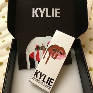 Brand new Kylie LipKit in Dolce K !