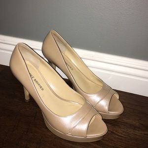 ‼️REDUCED! Final price! Audrey Brooke peeptoe pump
